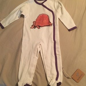 NWT Baby Soy Sleeper/footie. 6-12 mo.